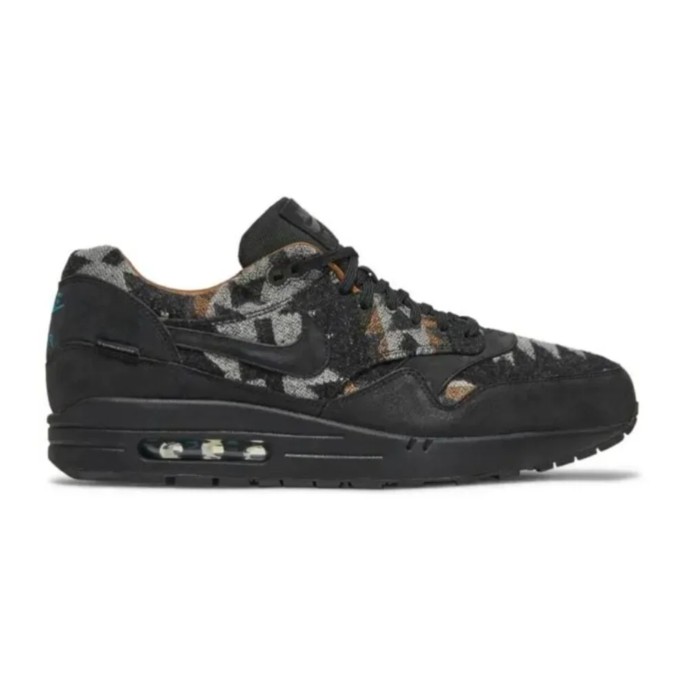 NIKE Air Max 1 QS 